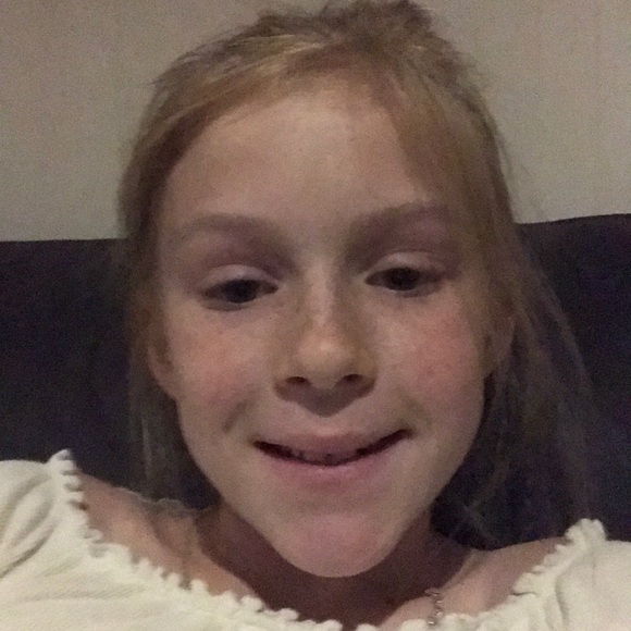 Meet your Posher, Madi - Picture 1 of 1